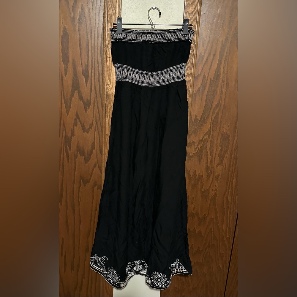 NWT American Rag Juniors Embroidered Maxi Dress